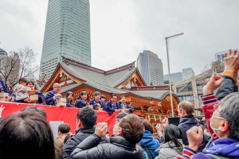 ２０２５年度節分に本機構理事と豆撒き奉納